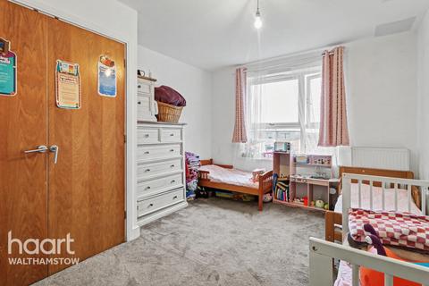 2 bedroom apartment for sale, Thomas Jacomb Place, Walthamstow