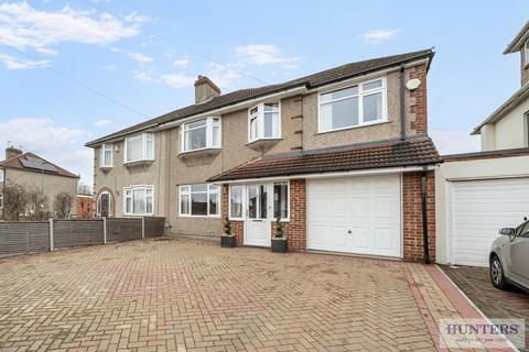 undefined, Hythe Avenue, Bexleyheath