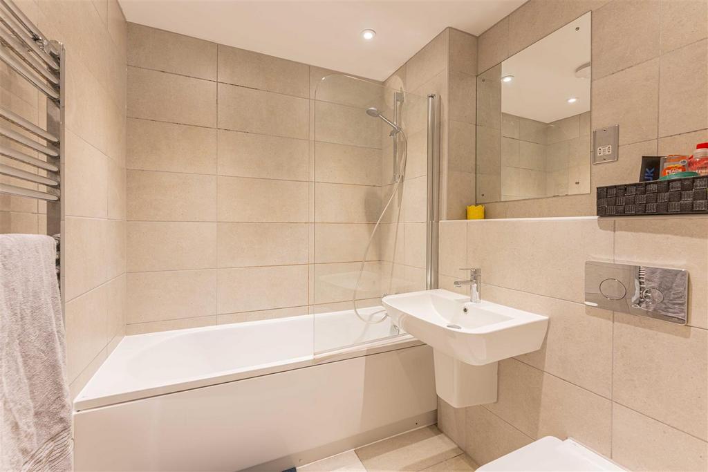 Tatler Close - Creative House Studio 01566-HDR.jpg