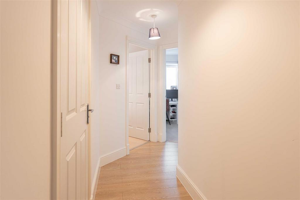 Tatler Close - Creative House Studio 01569-HDR.jpg
