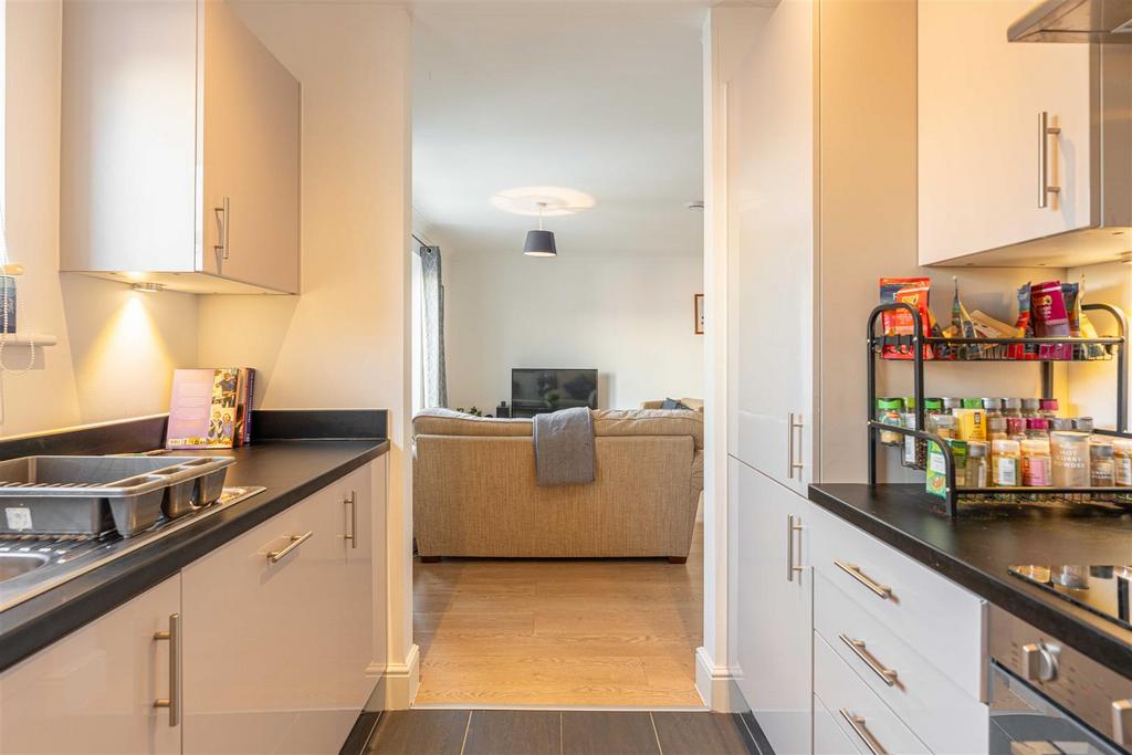 Tatler Close - Creative House Studio 01539-HDR.jpg