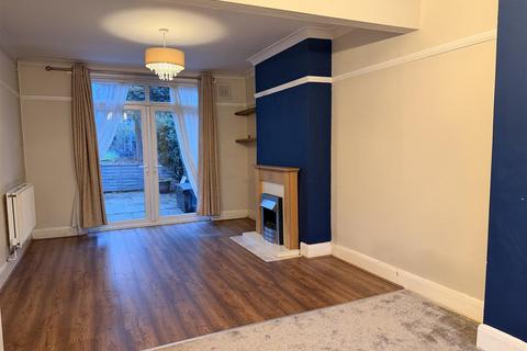 3 bedroom terraced house for sale, Percy Road, Aylestone, Leicester