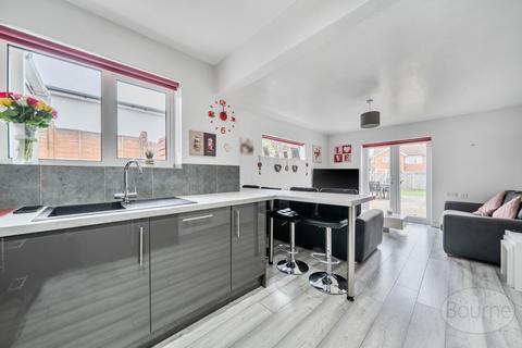 undefined, Woodside Road, Farnham, Surrey, GU9