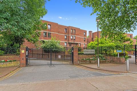 1 bedroom flat to rent, Lily Close, St Pauls Court, London, W14