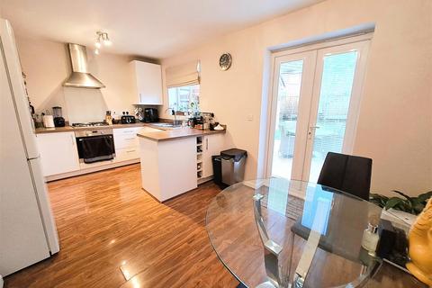 3 bedroom semi-detached house for sale, Somerton Drive, Marston Green, Birmingham
