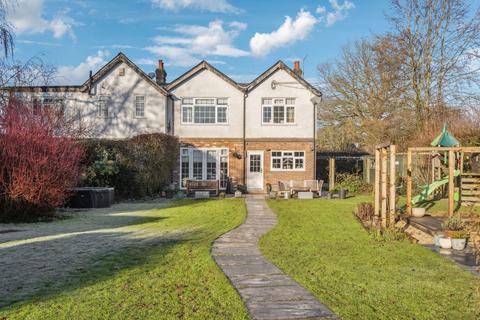3 bedroom semi-detached house for sale, Maple Hill, Hemel Hempstead HP3