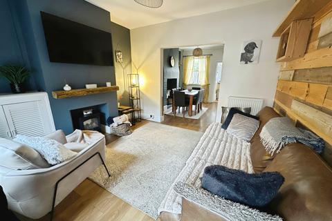 2 bedroom terraced house for sale, Woods Lane, Stapenhill, Burton-on-Trent, DE15