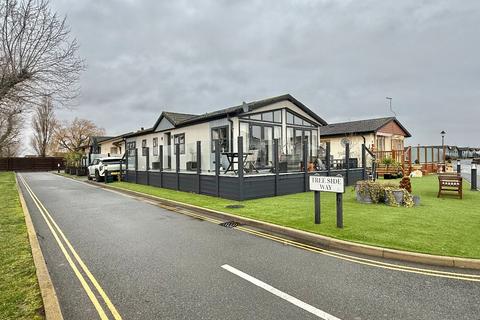 2 bedroom park home for sale, Treeside Way, Canvey Island