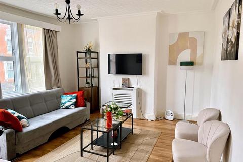 2 bedroom flat to rent, Milford Road, Harborne, Birmingham, B17