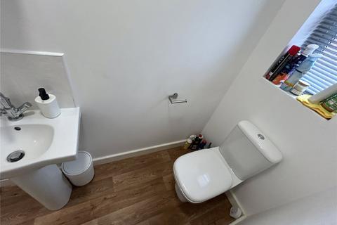 3 bedroom semi-detached house to rent, Channel Crescent, DE24