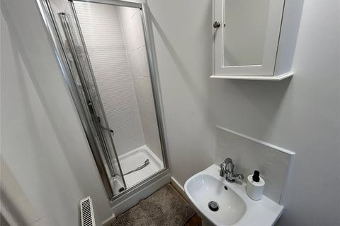 3 bedroom semi-detached house to rent, Channel Crescent, DE24