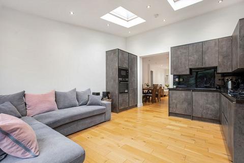 undefined, Tolworth Park Road, Surbiton KT6