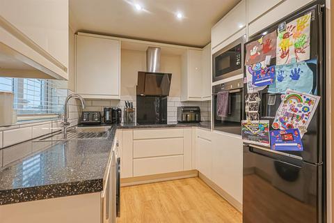 undefined, Warwick Road, Rayleigh SS6