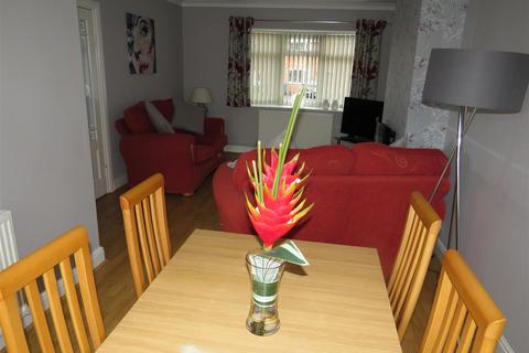 2 bedroom semi-detached house for sale, Thistledown Road, Birmingham B34