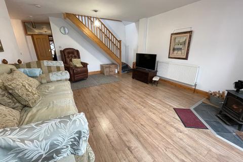undefined, Mixes Hill Road, Luton, Bedfordshire, LU2 7TX