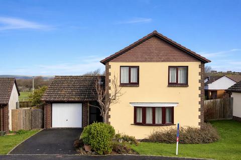 3 bedroom detached house for sale, Bassetts Close, Bideford EX39