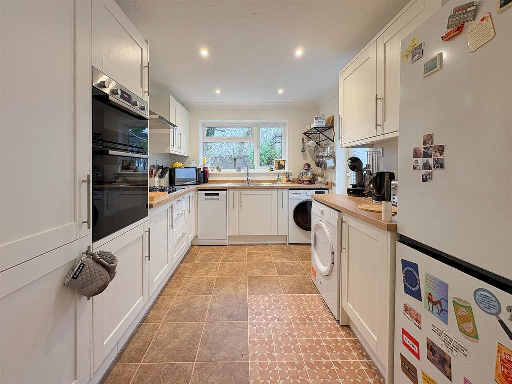 Kitchen-1.jpg