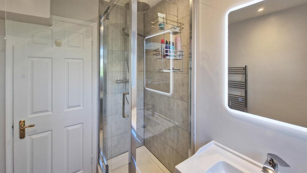 Bathroom-1.jpg