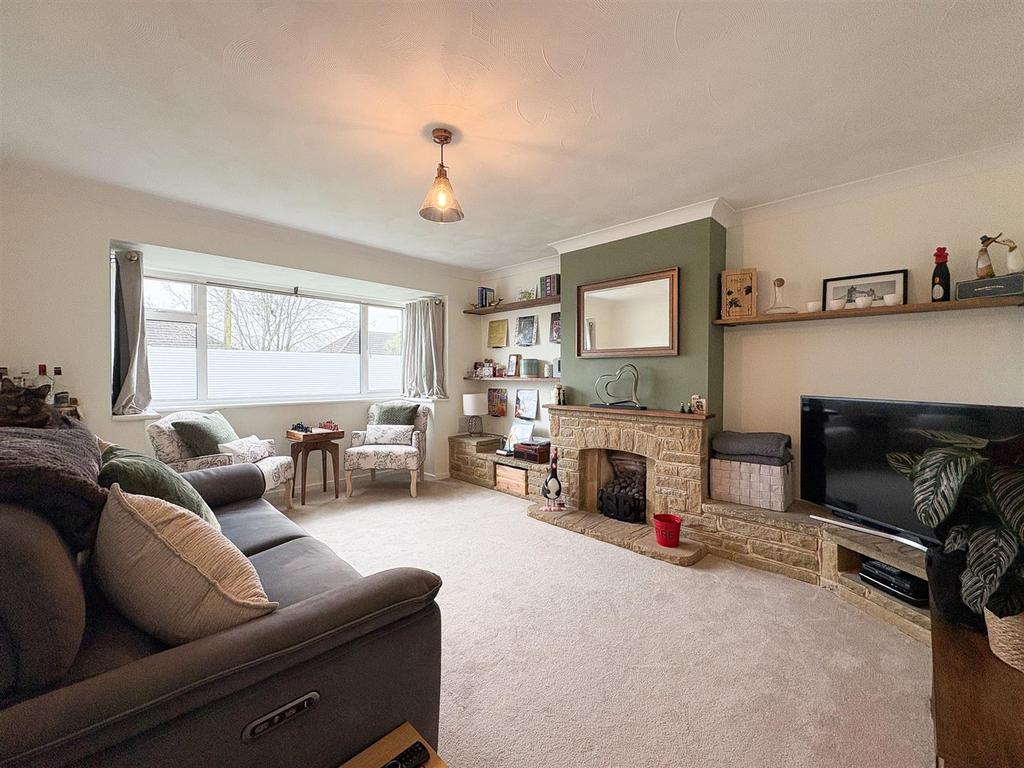 Livingroom.jpg