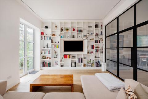 undefined, Rosslyn Hill, London, NW3