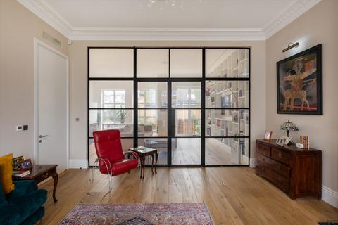 undefined, Rosslyn Hill, London, NW3