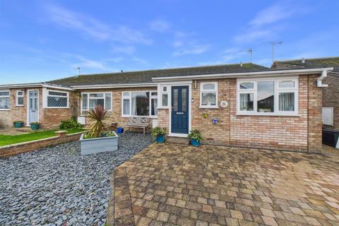 2 bedroom semi-detached bungalow for sale, Garden Farm, Colchester CO5