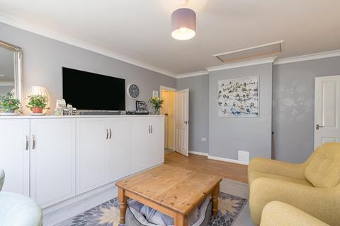 2 bedroom apartment for sale, Silverston Avenue, Aldwick