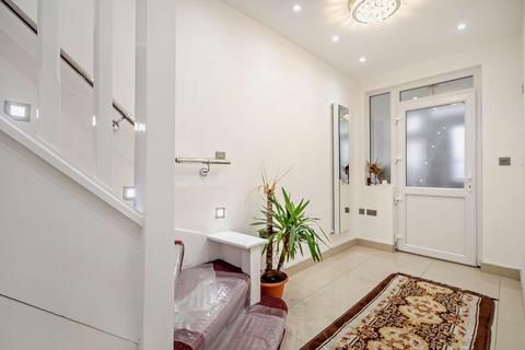 5 bedroom semi-detached house for sale, Stilecroft Gardens, Wembley, HA0