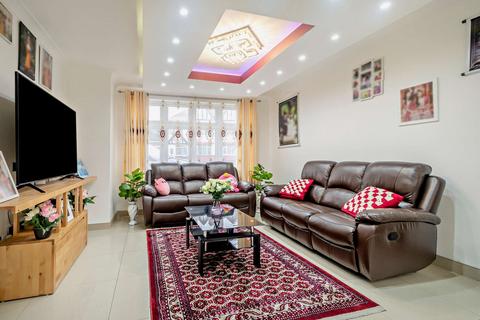 5 bedroom semi-detached house for sale, Stilecroft Gardens, Wembley, HA0