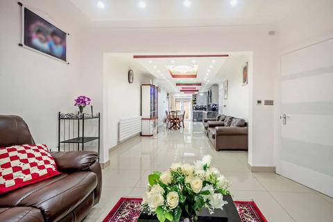 5 bedroom semi-detached house for sale, Stilecroft Gardens, Wembley, HA0