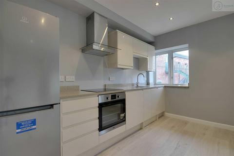 1 bedroom flat to rent, Beech House, Woodhouse Cliff, Leeds