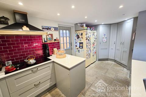 3 bedroom house for sale, Throop Road, Throop BH8