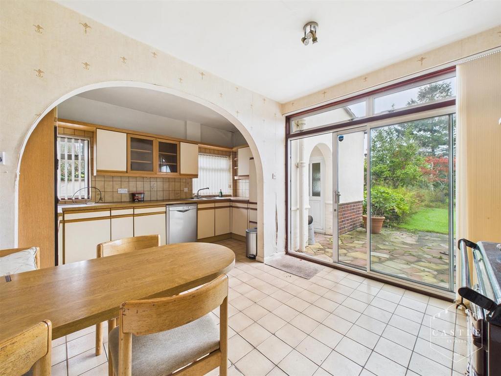 Breakfast kitchen