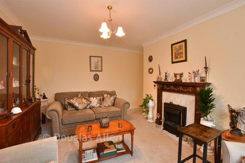 undefined, Roseberry Gardens, Upminster, Essex