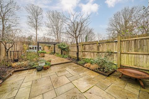 4 bedroom terraced house for sale, Gleneagle Road, London SW16