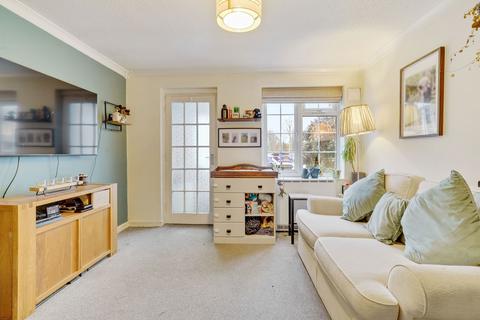 1 bedroom flat for sale, Stevens Close, Epsom KT17