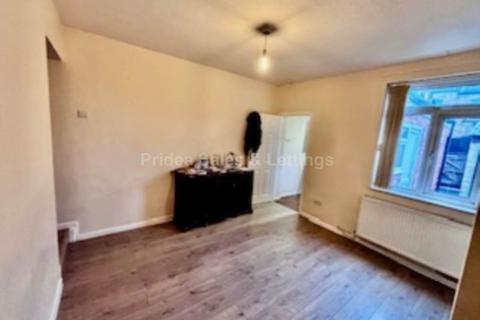 undefined, Lewis Street, Gainsborough