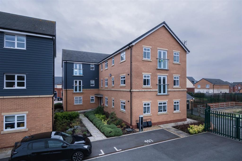 63 Curzon Street-023.JPG