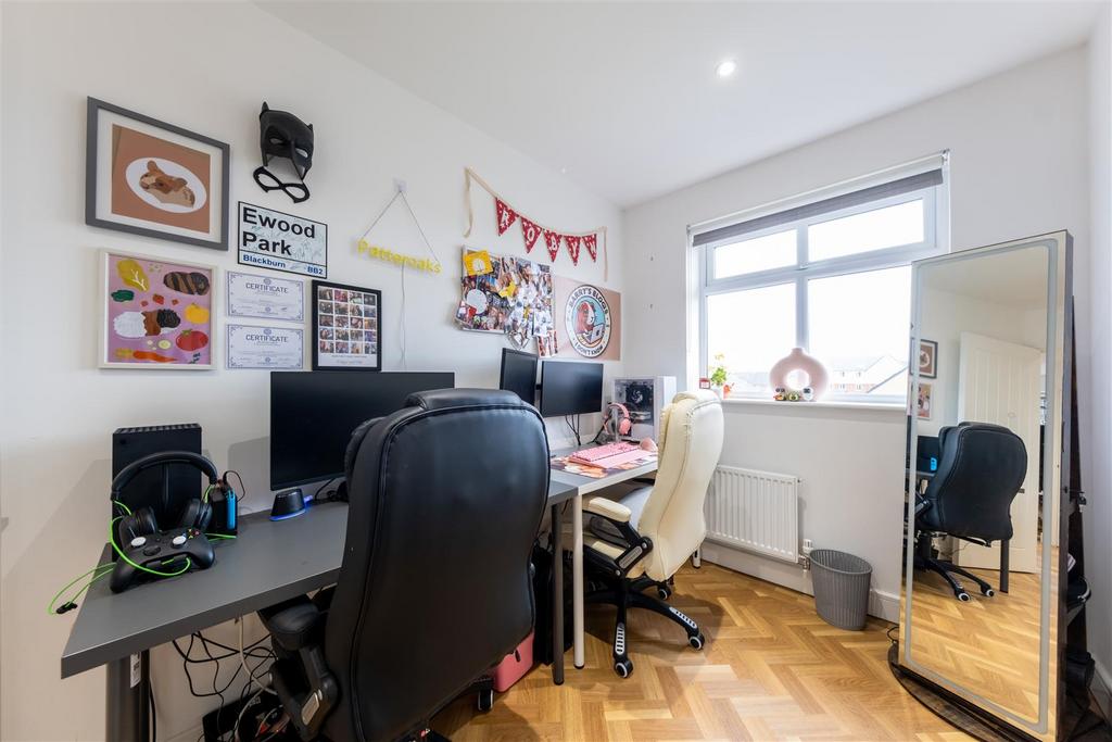 63 Curzon Street-011.JPG