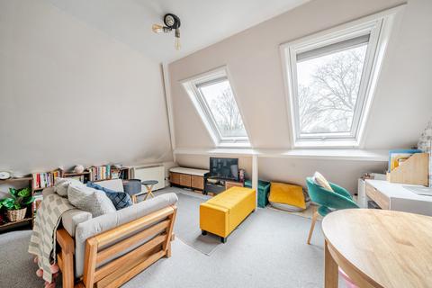 undefined, York Road, Guildford, GU1