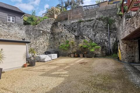 undefined, Market Street, Tavistock