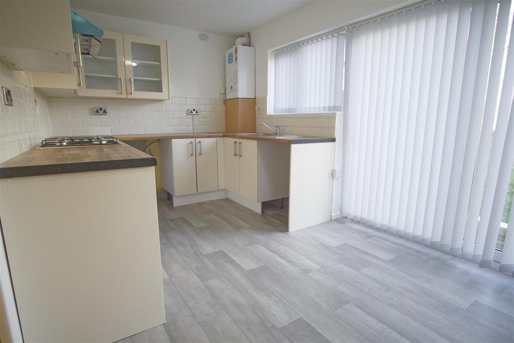 Kitchen Image 2