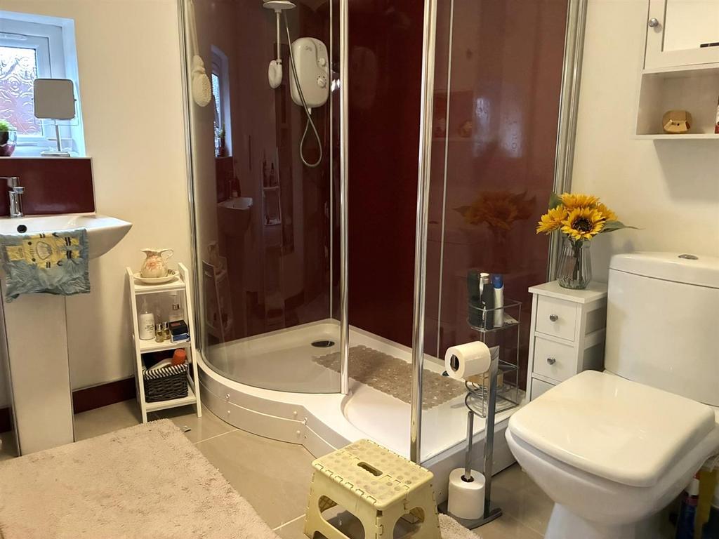 Downstairs shower room
