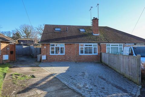 4 bedroom chalet for sale, Manor Close, Burgess Hill, RH15