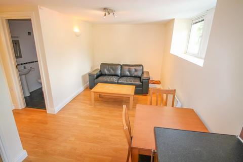 undefined, Richmond Road, Cardiff CF24