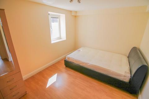 undefined, Richmond Road, Cardiff CF24