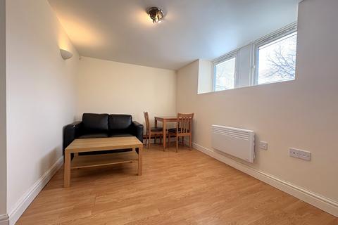 undefined, Richmond Road, Cardiff CF24