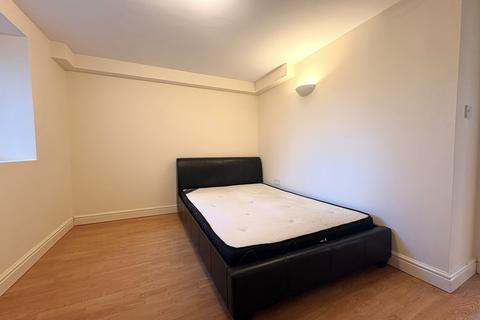 undefined, Richmond Road, Cardiff CF24