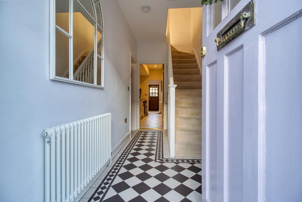 Hallway - Ewe Move Swindon South