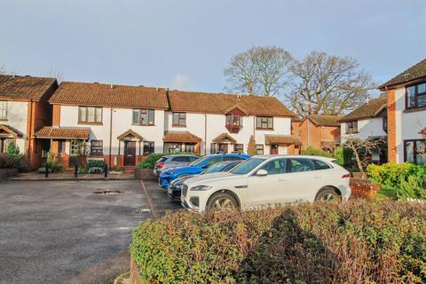 3 bedroom end of terrace house for sale, Stanley Gardens, Hersham Village KT12